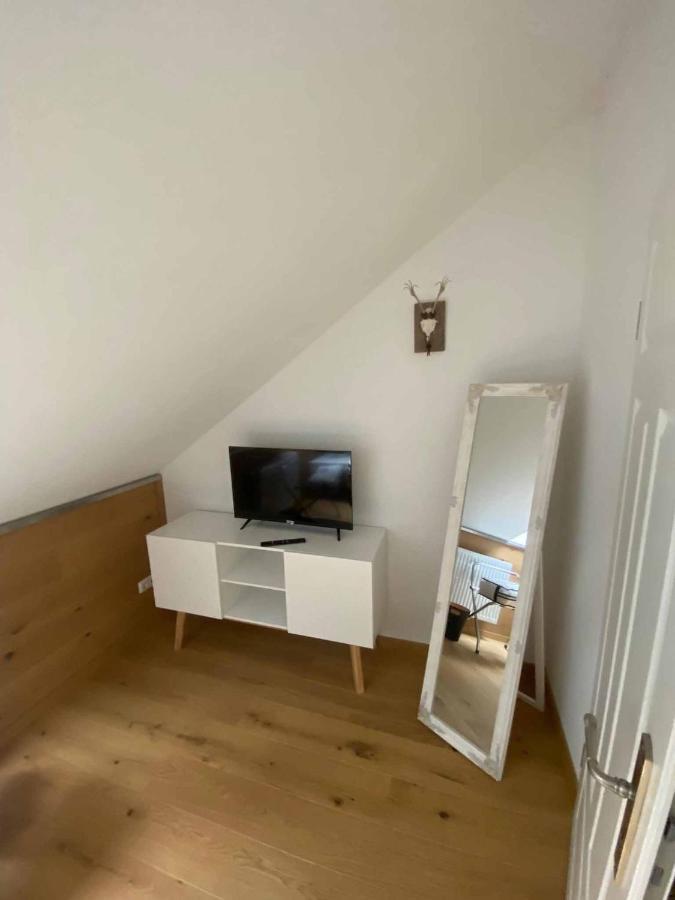Forsthaus Apartment Crimmitschau Exterior foto